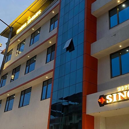 Hotel Singh'S By Wb Inn, Vashi, 나비뭄바이 외부 사진