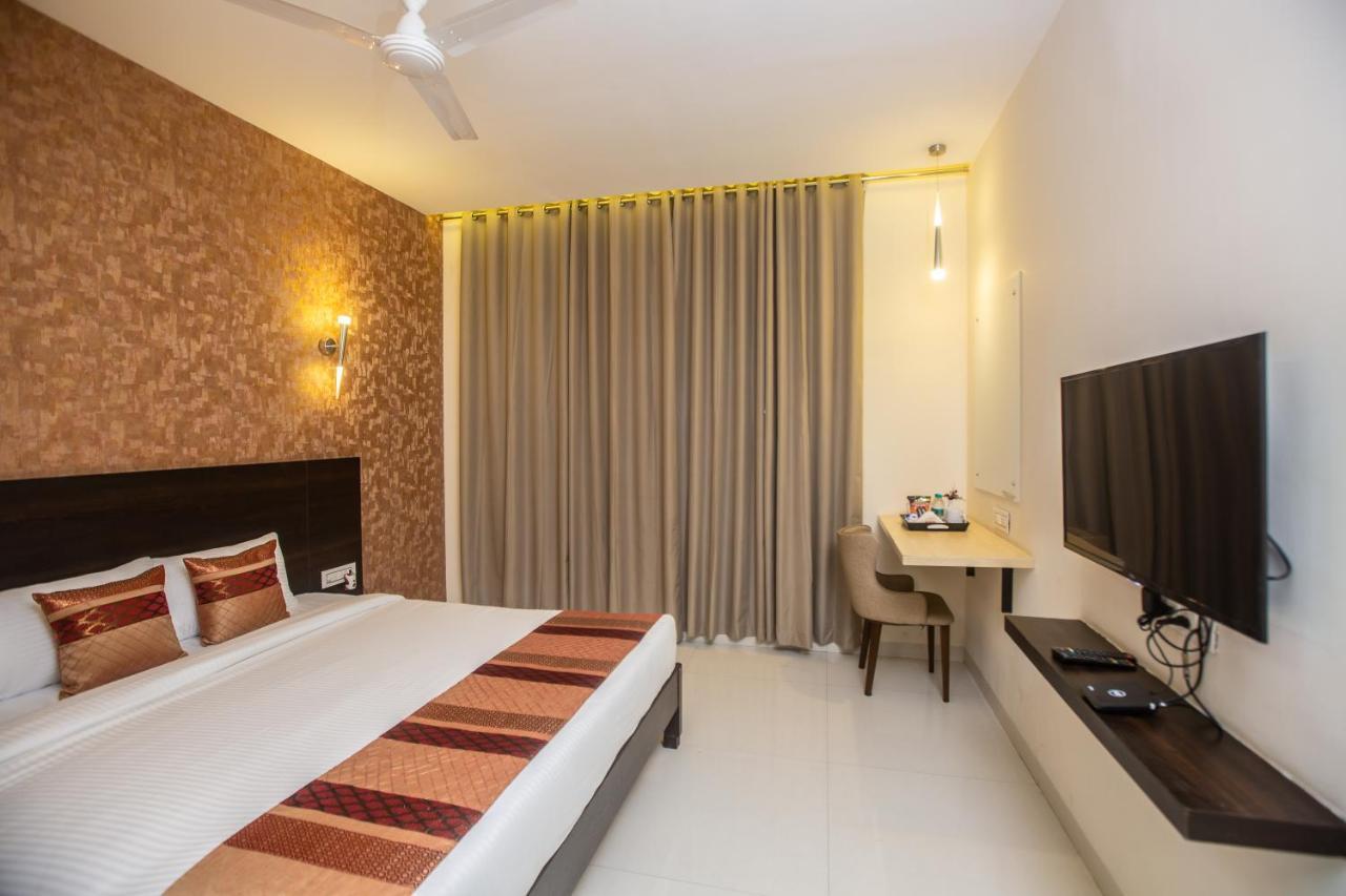 Hotel Singh'S By Wb Inn, Vashi, 나비뭄바이 외부 사진