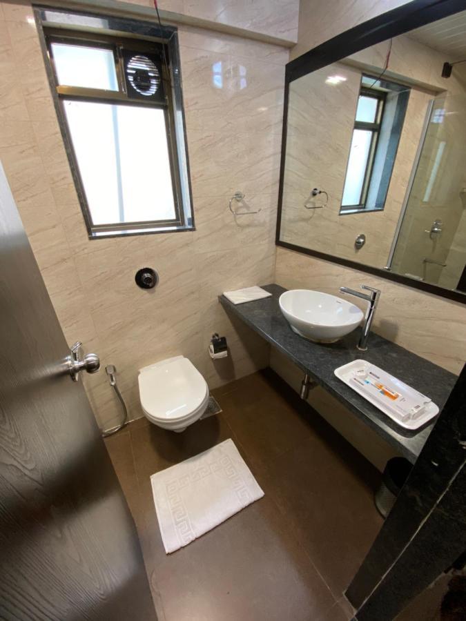 Hotel Singh'S By Wb Inn, Vashi, 나비뭄바이 외부 사진